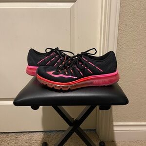 Women's Black Sunset Running Shoes